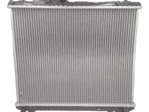 Radiador de auto Zotye Hunter 1.3 del año 2009/2014, ideal para vehículos en Chile.