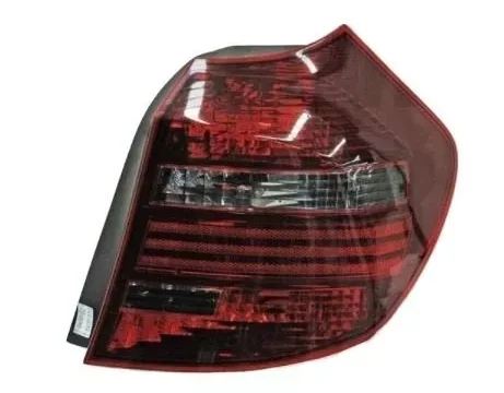 Repuesto original de farol trasero derecho para BMW Serie 1 E87 Hatchback, años 2007-2011.