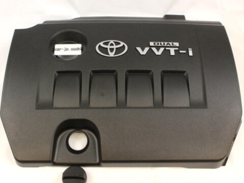 Cubre motor superior para Toyota Corolla 2014 en adelante en color negro mate con logo de la marca Toyota. Compatible con el modelo de automóvil mencionado.