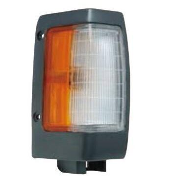 Farol delantero izquierdo de un Nissan D21 modelo 1994 a 2008, con borde gris - Chile.