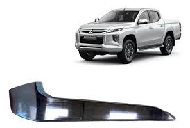 Embellecedor Delantero Izquierdo Inferior Parachoques Cromado para Mitsubishi L200 2019 en Chile