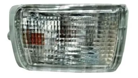 Farol intermitente derecho para Toyota 4Runner modelo 2003 a 2005, sin DRL, en imagen principal. Apto para público chileno.