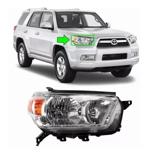 Farol delantero del lado derecho de un Toyota 4Runner del año 2010 al 2013 con acabado cromado, en un fondo blanco. Partes originales para vehículos en Chile.