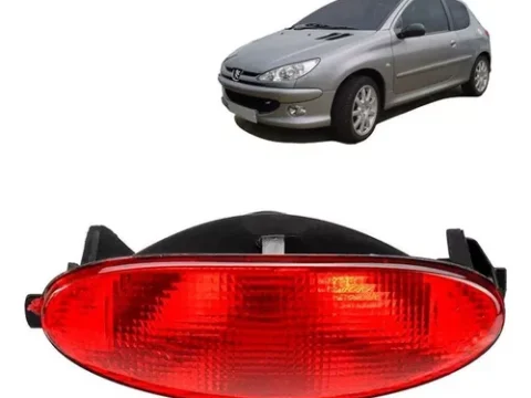 Farol antiniebla para el parachoques trasero de un Peugeot 206 año 1998-2002, imagen principal.