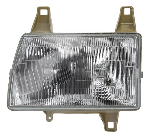 Optico Izquierdo Mazda B2500 2002/2006 Pick-Up 9 Frente de una camioneta pick-up Mazda B2500 modelo 2002-2006, destacando el faro izquierdo.