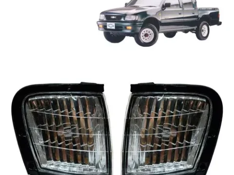 Visión frontal del emblemático Farol Punta Derecho de un Chevrolet Luv fabricado entre 2001 y 2004.