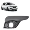 Pieza de repuesto para el bisel neblinero derecho de un Renault Symbol modelo 2017 a 2021, vista desde un ángulo frontal.