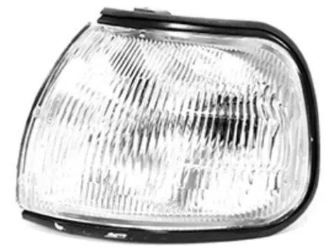 Farol delantero blanco con cototo y sin soquete para Nissan V16, modelo 2000/2010, en Punta Izquierdo.