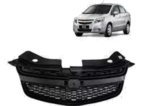 Máscara negra de un Chevrolet Sail 1.5 del año 2016/2020.