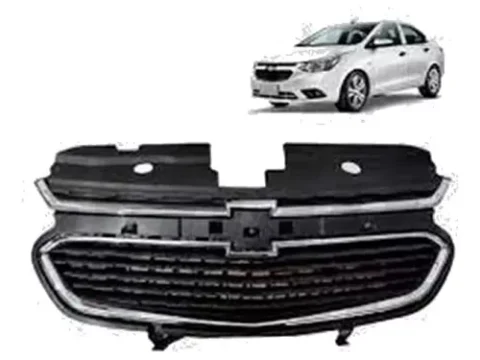 Máscara frontal de un Chevrolet Sail 1.5 del año 2016 al 2020 con borde cromado.