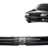 Foto de un Peugeot 205 modelo 1990-1998 en color negro, destacando la máscara frontal del auto.