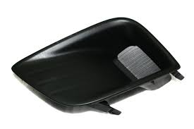 Repuesto original de Tapa Neblinero Derecho para Toyota Prado, modelos 2010 a 2015. Especialmente diseñado para un ajuste perfecto en tu vehículo.