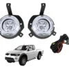 Foto de un kit de neblineros para un Mitsubishi L200 modelo 2006/2009 en color negro, ideal para mejorar la visibilidad y estética de tu vehículo.
