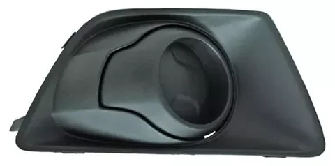 Faros antiniebla del lado derecho de un Ford Ecosport del año 2013 al 2018.