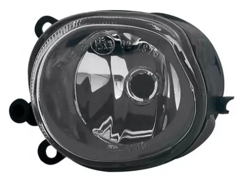 Farol izquierdo para niebla de un Audi A3 fabricado entre 1996 y 2000