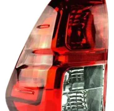 Farol trasero derecho para Toyota Hilux Revo 2016/2019 con soquete de reemplazo 11-C961-A5 o 110-1002-01, imagen principal.
