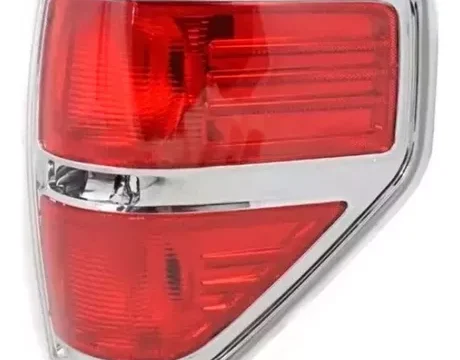 Imagen de un faro trasero derecho para Ford F150 Pickup del año 2009 al 2014. Perfecto para reemplazar la pieza original en Chile.