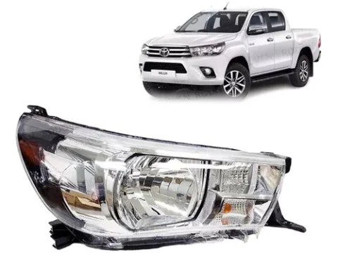 Frente de un camioneta Toyota Hilux Revo 2016/2019 con el óptico izquierdo resaltado.