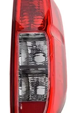 Repuesto del farol trasero derecho para Nissan Navara fabricado entre los años 2008 y 2015. ¡Compra ahora!