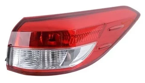 Repuesto de farol trasero derecho exterior para Toyota Yaris Sedan, modelo 2018/2022 - Número de reemplazo 193308Ur - Visto de cerca. Ideal para Toyota Yaris Sedan en Chile.
