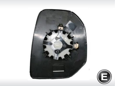 Parte lateral derecha de un Peugeot Partner B9 2010/2015.