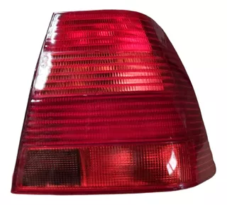 Farol trasero izquierdo para modelo Volkswagen Bora fabricado entre 1999 y 2004. Ideal para vehículos en Chile.