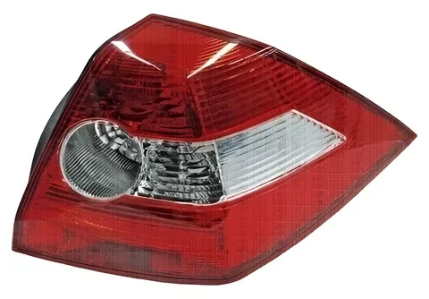 Luz trasera derecha de un Renault Megane Sedan modelo 2005/2006.