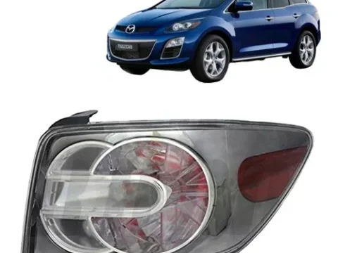 Farol trasero derecho de un vehículo Mazda CX7 del año 2007 al 2009.