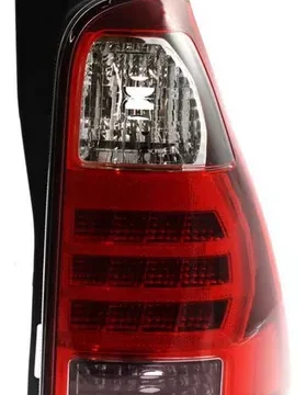 Luz trasera izquierda del Toyota 4Runner 2006/2009 con tecnología LED