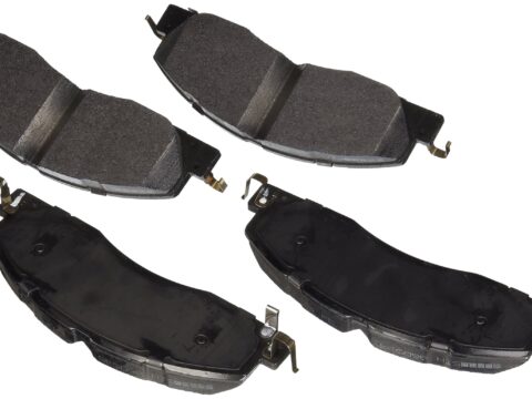 Pastillas de freno delanteras para Dodge Ram 2500 y 3500 del 2011 al 2018, semimetálicas y con sistema anti vibración y ruido - Ultrapad. Ideal para tu vehículo.
