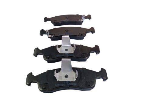 Pastillas de freno delanteras para Chevrolet Onix 1.4 y Prisma 1.4 del 2017 al 2020, en cerámica UltraPad con sistema anti vibración y ruido - imagen principal.