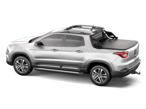 Capota marítima para camioneta Ram 1000 del año 2019 al 2024, ideal para proteger la carga en condiciones climáticas adversas. Fabricada con materiales resistentes y duraderos.